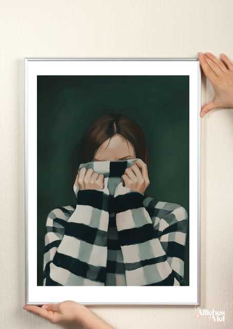 Affiche Cosy Café – Illustration Femme Pull Rayé – Poster Hygge Automne Hiver – Décoration Murale Cocooning